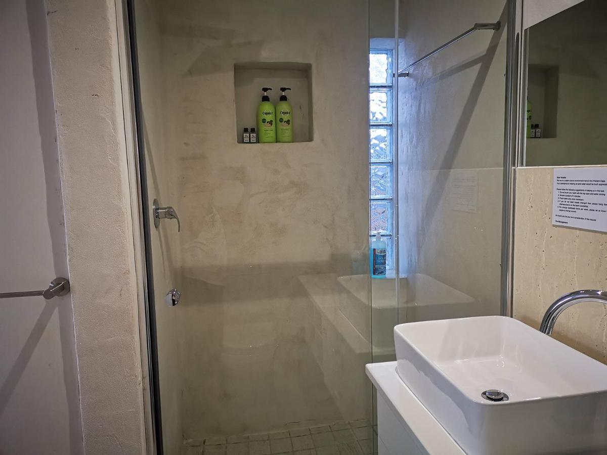 Rachawadee Accomodation​ & Health Spa Simonʼs Town Extérieur photo