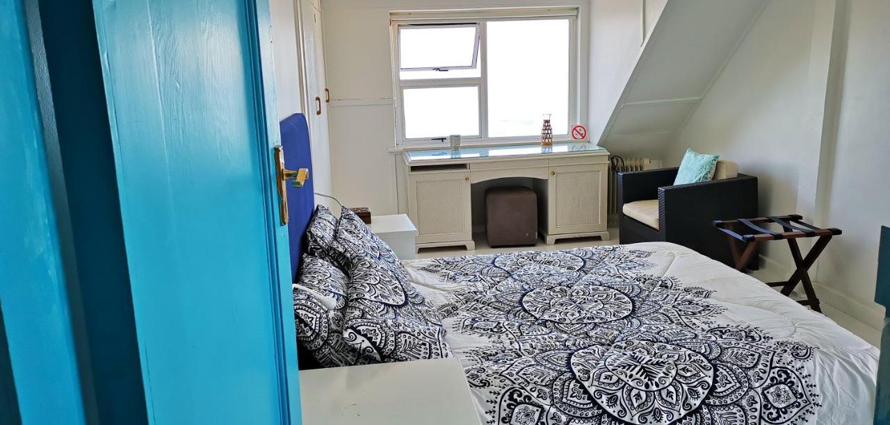 Rachawadee Accomodation​ & Health Spa Simonʼs Town Extérieur photo
