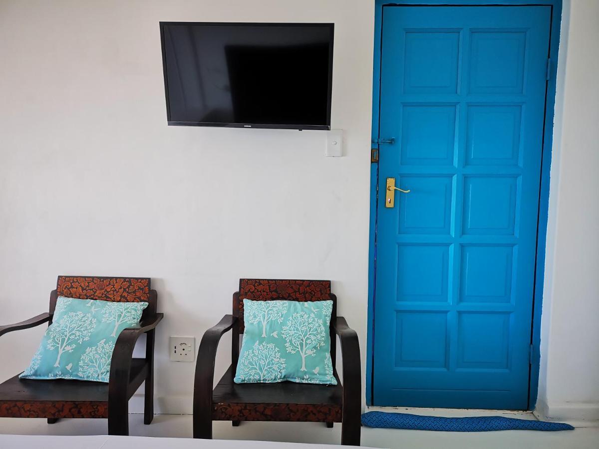 Rachawadee Accomodation​ & Health Spa Simonʼs Town Extérieur photo