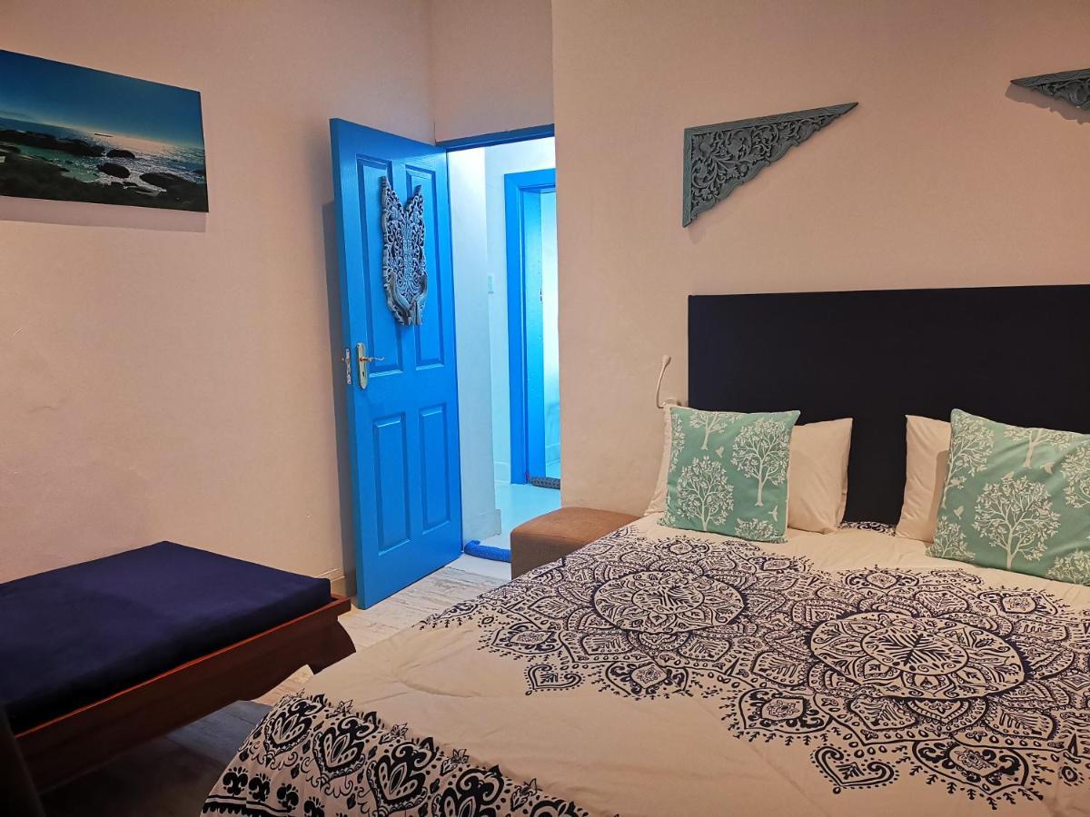 Rachawadee Accomodation​ & Health Spa Simonʼs Town Extérieur photo